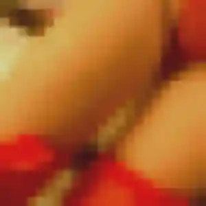 Alessandra (33 ans) à Aigremont cherche un plan cul ce soir