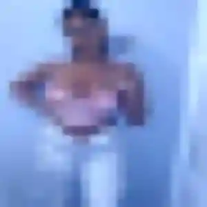 Sexy Jennifer, 29 ans à Alissas - voir sa photo