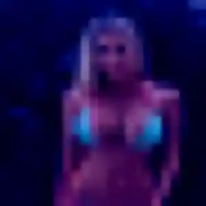 Rejoins Djamila, 45 ans à Alligny-en-Morvan gratuitement