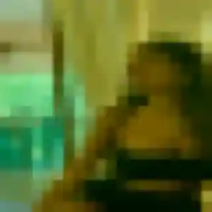 Rencontre Jeanne, 23 ans à Ally en privé