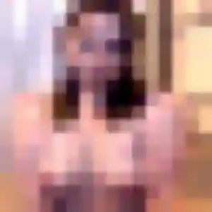 Constance, 27 ans, connectée à Amigny-Rouy pour un plan cul