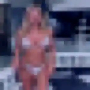 Viviane, 34 ans, dispo pour plan cul à Andancette