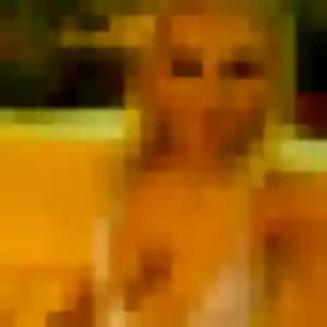 Gabrielle, 24 ans, connectée à Andilly pour une rencontre coquine