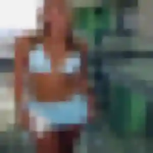 Karine, 31 ans, dispo pour plan cul à Arvillard