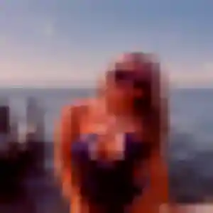 Daphne (22 ans) à Attichy cherche une rencontre maintenant