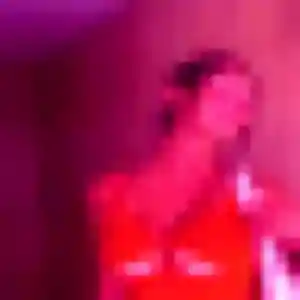 Sexy Helena, 38 ans à Attigny - voir sa photo