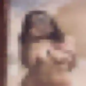 Photo de Eugenie à Aubiat (23 ans) - plan cul gratuit