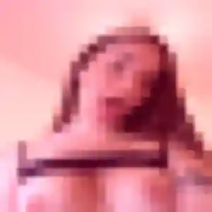 Celine, 23 ans, en ligne à Audresselles pour un plan cul