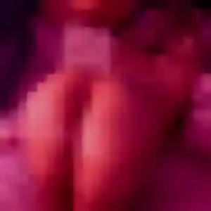Photo privée de Flore, 31 ans à Auneau-Bleury-Saint-Symphorien - rencontre sans lendemain