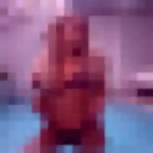 Contacte Yael, 24 ans à Aups en privé