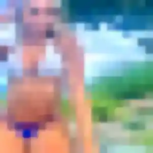 Découvre Sandrine, 32 ans à Auteuil gratuitement