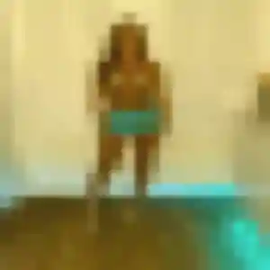Hajar, 30 ans, connectée à Autrans-Méaudre en Vercors pour une rencontre coquine