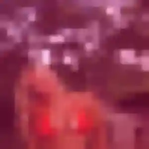 Domitille, 27 ans, connectée à Aydat pour une rencontre coquine
