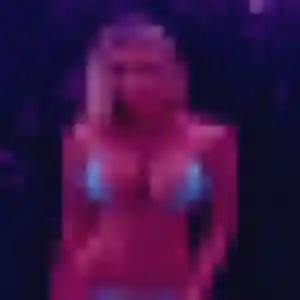 Découvre Axelle, 32 ans à Azille gratuitement