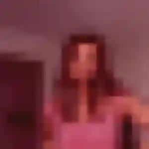 Photo de Typhaine à Baguer-Morvan (34 ans) - plan cul gratuit