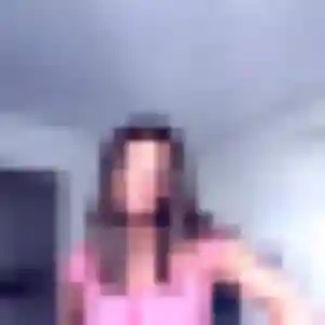 Découvre Nora, 29 ans à Bambiderstroff en privé