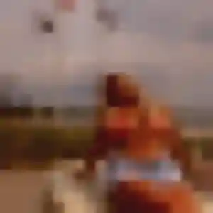 Photo privée de Anais, 26 ans à Beaujeu-Saint-Vallier-Pierrejux-et-Quitteur - plan discret