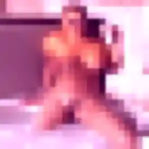 Photo sexy de Elvire, 34 ans à Beaulieu-sur-Mer - plan discret