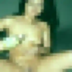 Photo de Giulia à Béganne (35 ans) - plan cul anonyme