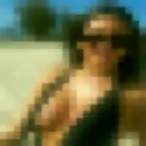 Profil de Emmanuelle à Berry-Bouy (27 ans) - plan cul discret