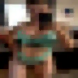 Claire, 30 ans, connectée à Bessé-sur-Braye pour un plan cul