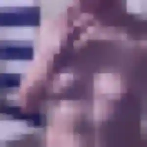 Photo de Laura à Bessines (28 ans) - plan cul anonyme