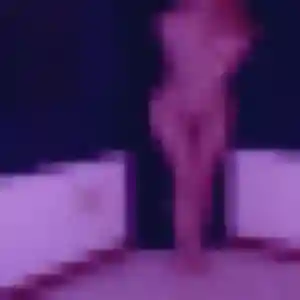 Louise, femme de 25 ans propose plan cul à Blaye-les-Mines