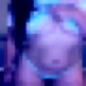 Tania, 26 ans, cherche un plan cul à Bonson