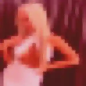 Découvre Capucine, 24 ans à Bouaye gratuitement