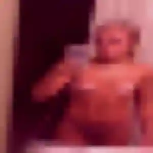 Charmante Anna, 45 ans à Bourgueil - la contacter