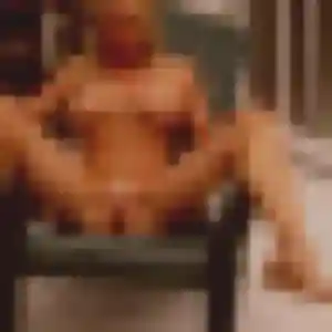 Faustine, fille de 31 ans cherche plan cul à Bournezeau
