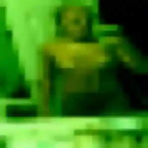 Contacte Lou-Anne, 27 ans à Bours en privé