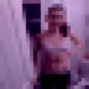 Agnes (24 ans) à Bouville cherche une rencontre rapidement