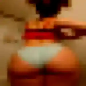 Agnes, 26 ans, dispo pour plan cul à Boyer