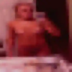 Isabella, 41 ans, connectée à Brannay pour un plan cul