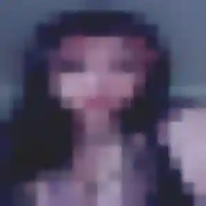 Maud, 25 ans, connectée à Bresson pour une rencontre coquine