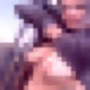 Rejoins Jihane, 24 ans à Bretigny en privé