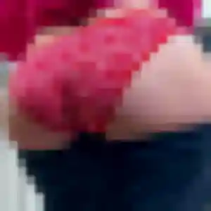 Josephine (32 ans) à Brette-les-Pins attend un plan cul ce soir