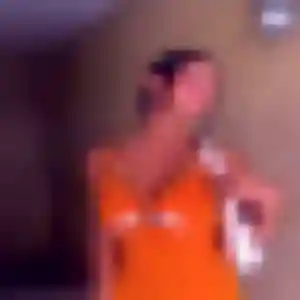 Sexy Rosalie, 29 ans à Burgnac - voir sa photo