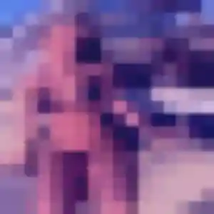 Dounia, 23 ans, en ligne à Burie pour une rencontre coquine