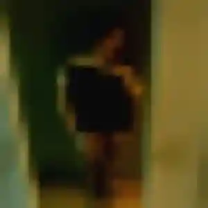 Contacte Delia, 44 ans à Cailloux-sur-Fontaines en privé