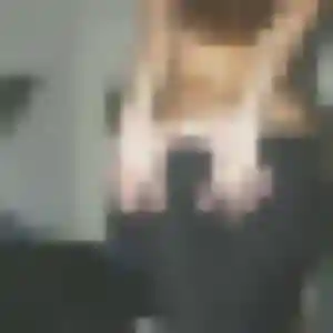 Charmante Delphine, 27 ans à Caix - voir sa photo