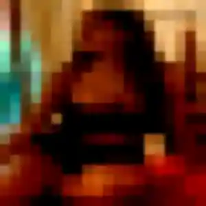 Dina, 42 ans, cherche un plan cul à Camaret-sur-Aigues