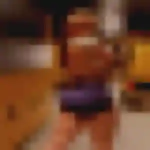 Aurelie, 25 ans, en ligne à Camon pour un plan cul
