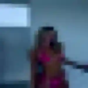 Sexy Violette, 27 ans à Campagne-lès-Hesdin - voir sa photo