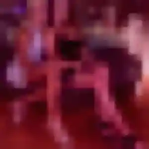 Charmante Louna, 22 ans à Carqueiranne - la contacter