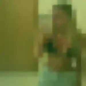Photo de Nelly à Chalezeule (28 ans) - plan cul discret