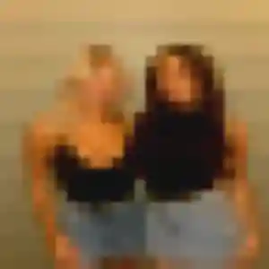 Photo privée de Zara, 23 ans à Châlons-du-Maine - plan discret