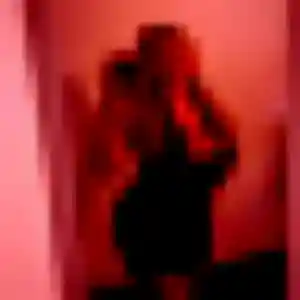 Sexy Nadia, 33 ans à Changé - découvrir son profil