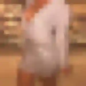 Flore, femme de 38 ans cherche plan cul à Charmois-l'Orgueilleux